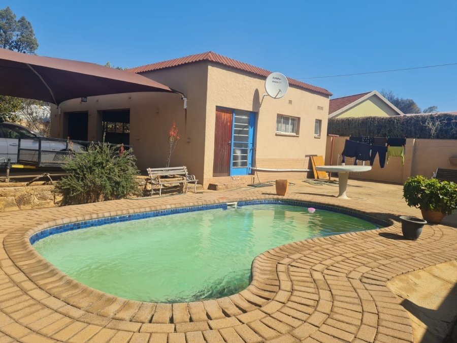 4 Bedroom Property for Sale in Stilfontein Ext 3 North West